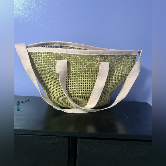 Macys small swim/beach bag - Picture 7 of 7